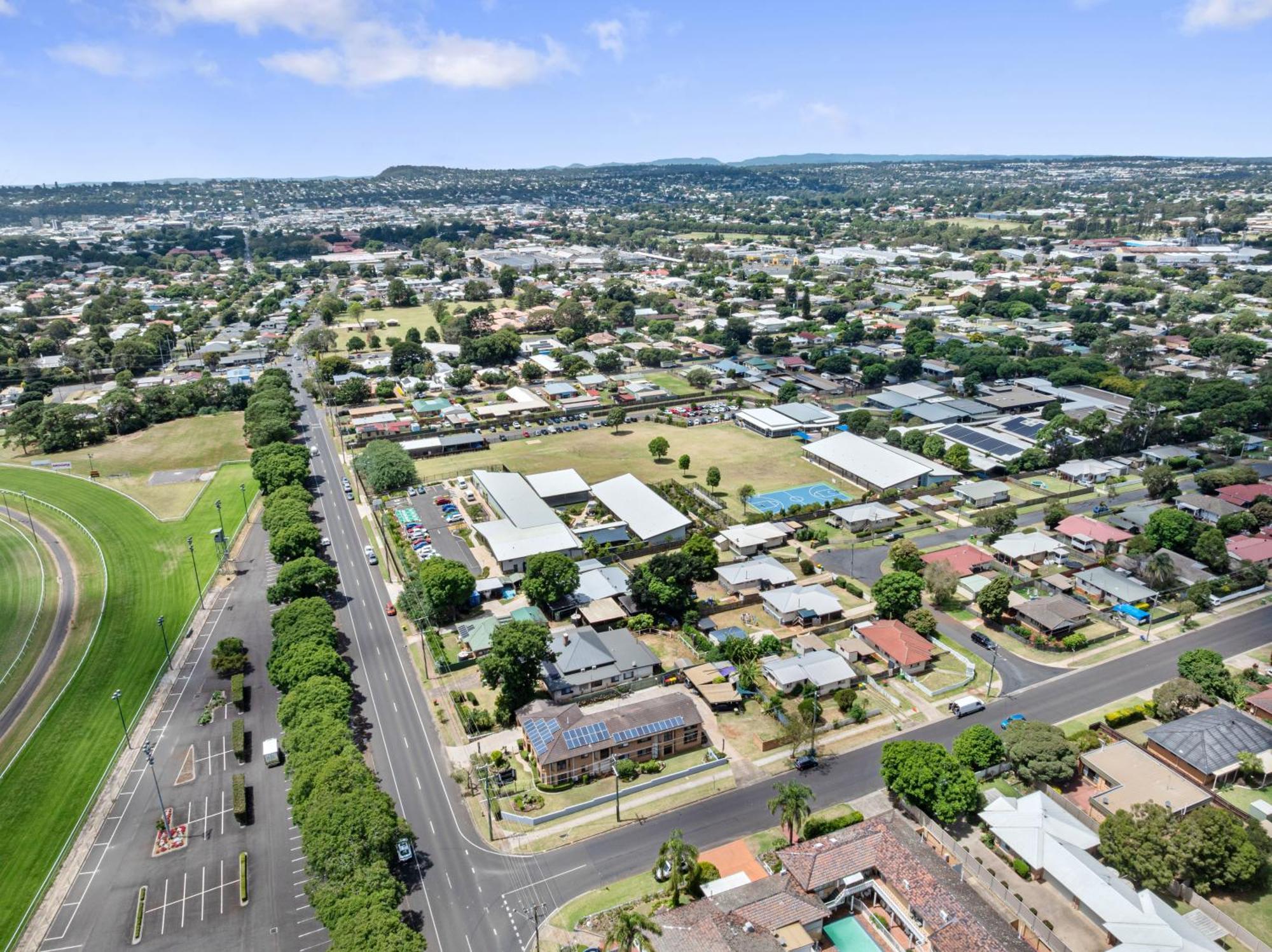 Raceview Motor Inn Toowoomba Bagian luar foto
